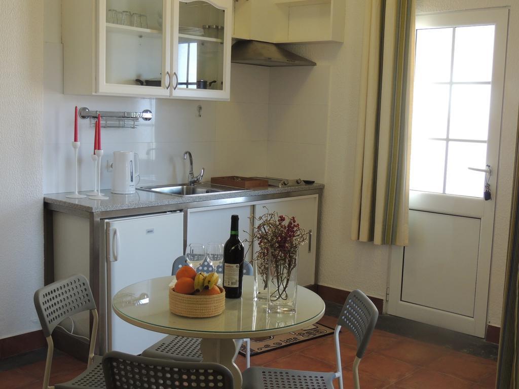 Studio Flat With Pool Funchal  Værelse billede