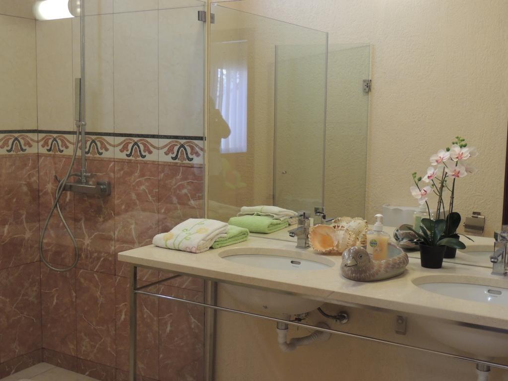Studio Flat With Pool Funchal  Værelse billede